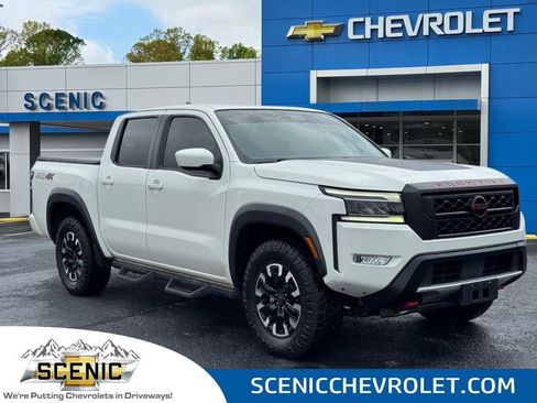 Used 2022 Nissan Frontier PRO-4X w/ Technology Package image 1