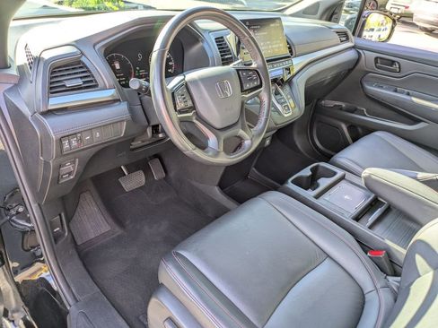 Used 2025 Honda Odyssey Sport-L image 17