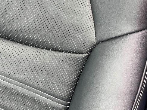 Used 2023 Toyota RAV4 Limited image 25