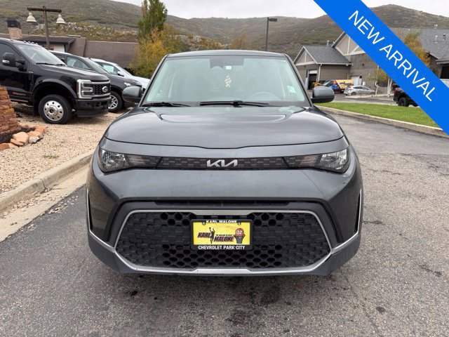Used 2023 Kia Soul LX w/ LX Technology Package FWD image 2