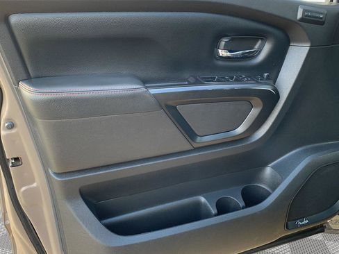 Used 2021 Nissan Titan PRO-4X w/ Pro-4x Convenience Package image 23