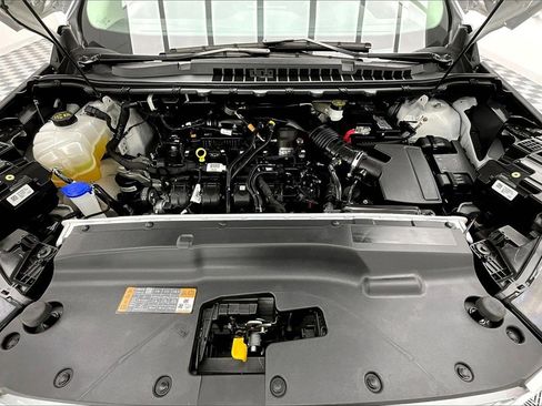 Used 2024 Ford Edge SE image 10