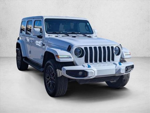 Used 2023 Jeep Wrangler Unlimited Sahara image 3