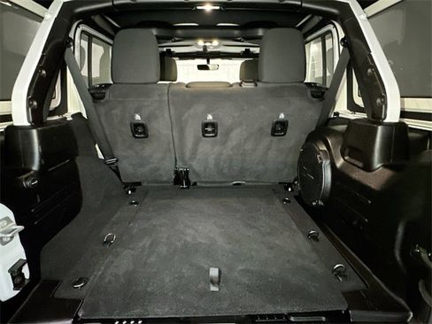 Used 2021 Jeep Wrangler Unlimited Sport image 20