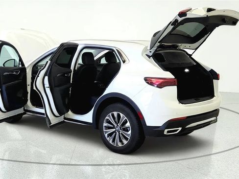 Used 2024 Buick Envision Preferred AWD/4WD image 10