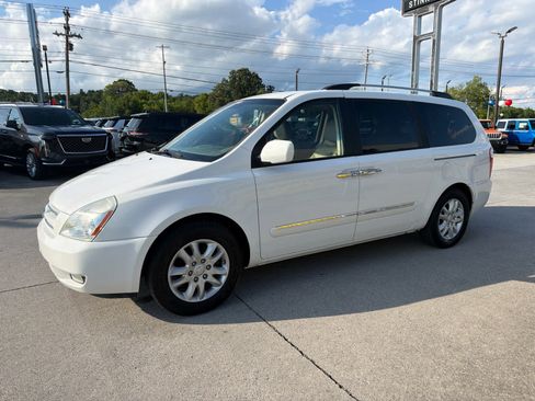 Used 2010 Kia Sedona EX w/ Luxury Pkg FWD image 5