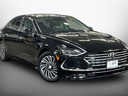 Used 2023 Hyundai Sonata Limited FWD image 10