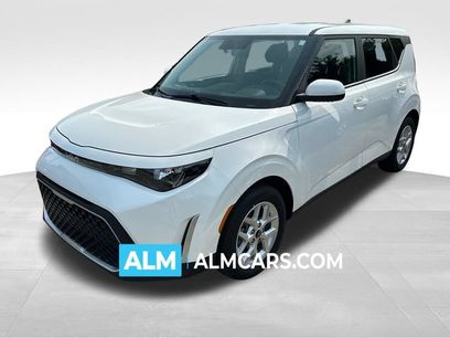 Used 2025 Kia Soul LX w/ LX Technology Package