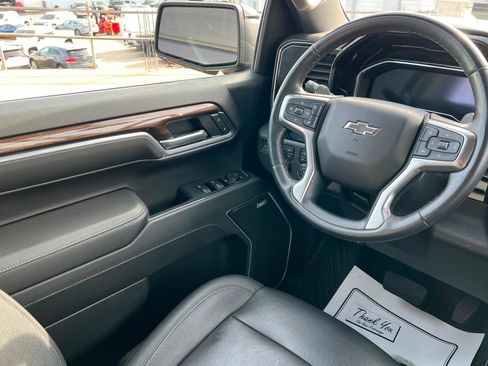 Certified 2022 Chevrolet Silverado 1500 RST w/ Convenience Package II image 12