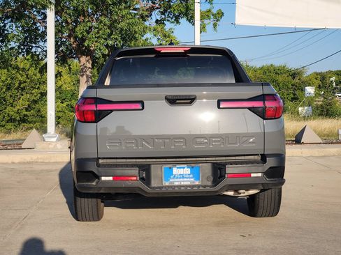 Used 2024 Hyundai Santa Cruz SEL FWD image 6