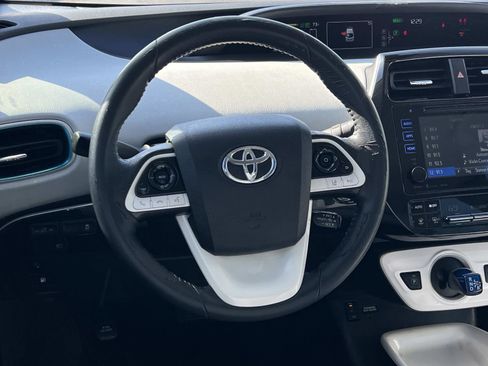 Used 2017 Toyota Prius Prime Plus w/ Carpet Mat Package image 8