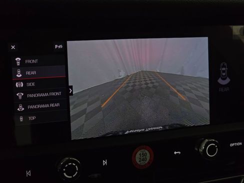 New 2026 Porsche Macan image 28