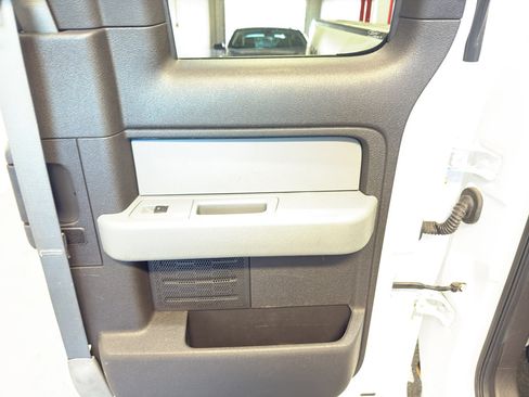 Used 2014 Ford F150 XLT w/ Equipment Group 301A Mid image 24