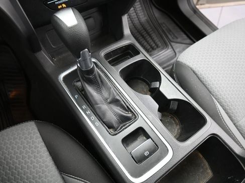 Used 2017 Ford Escape SE w/ SE Cold Weather Package image 20