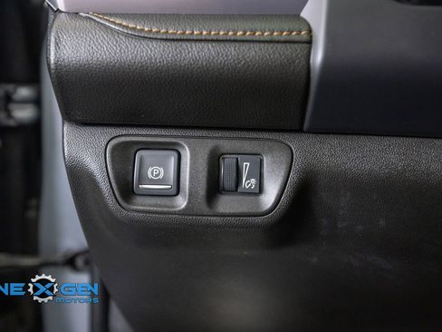 Used 2021 GMC Acadia AT4 w/ LPO, 'HIT The Road' Package AWD/4WD image 13