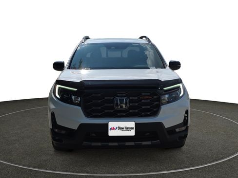 Used 2025 Honda Ridgeline TrailSport image 10