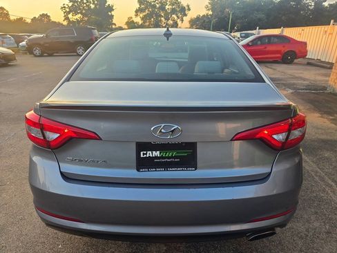Used 2016 Hyundai Sonata SE FWD image 11