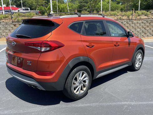 Used 2017 Hyundai Tucson Eco w/ Cargo Package AWD/4WD image 6