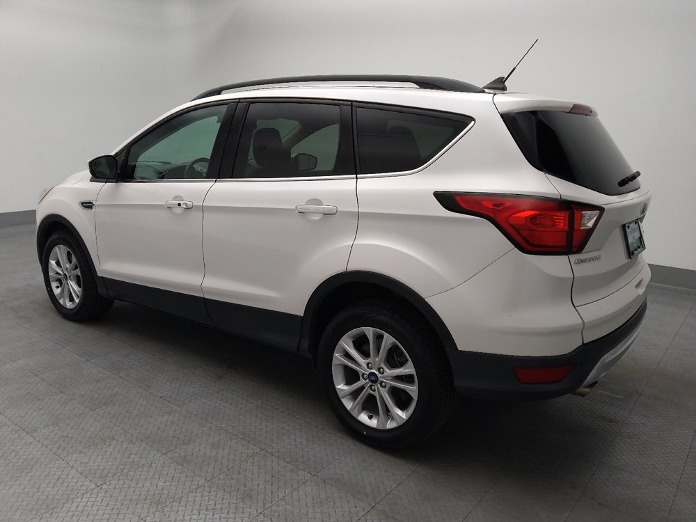 Used 2019 Ford Escape SEL AWD/4WD image 3
