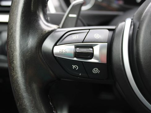 Used 2018 BMW M4 Coupe RWD image 8