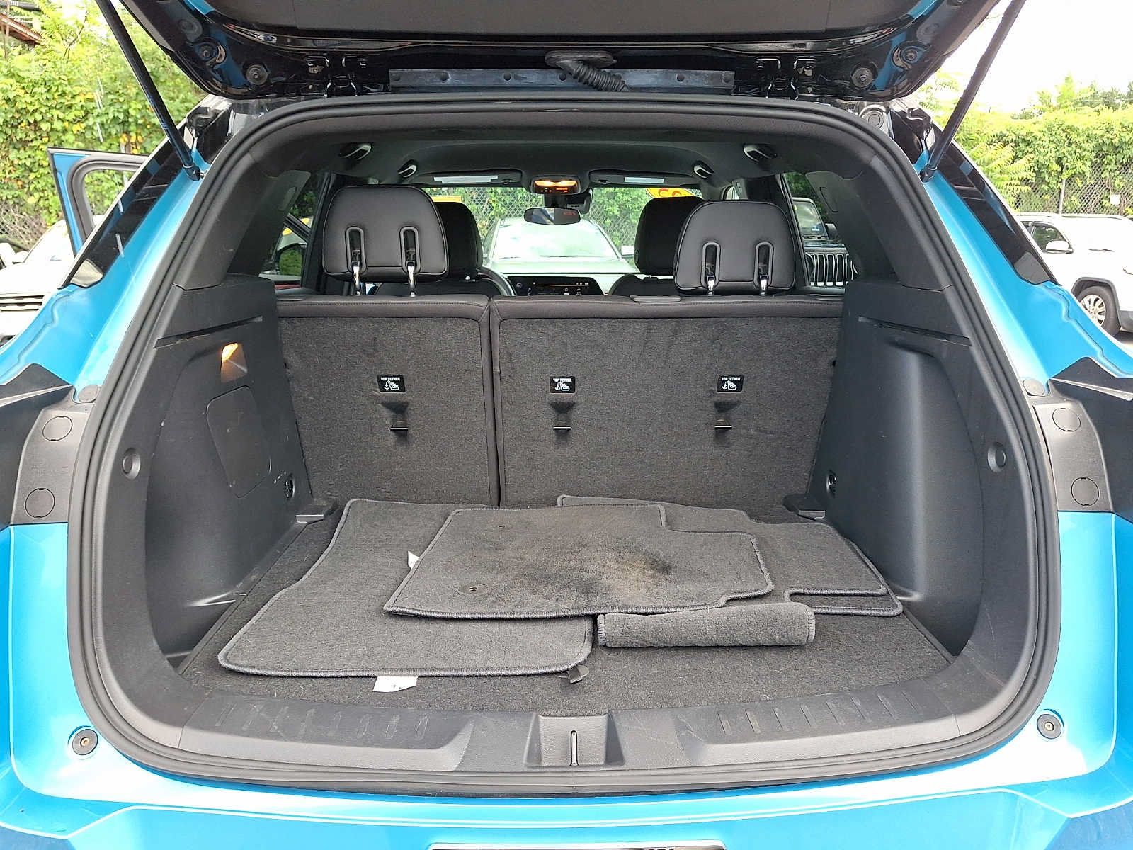 Used 2025 Chevrolet TrailBlazer RS FWD image 27