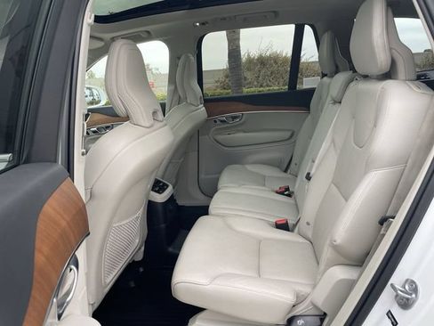 Used 2022 Volvo XC90 T8 Inscription Expression w/ Climate Package AWD/4WD image 26