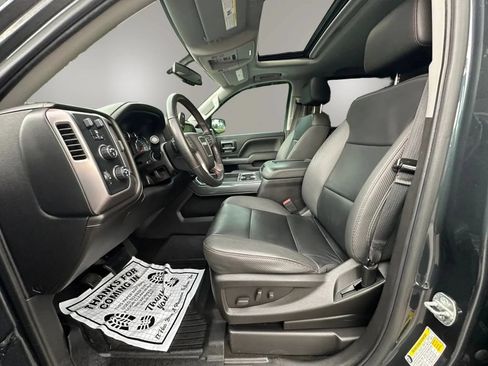 Used 2018 GMC Sierra 1500 SLT w/ All Terrain X Package AWD/4WD image 9