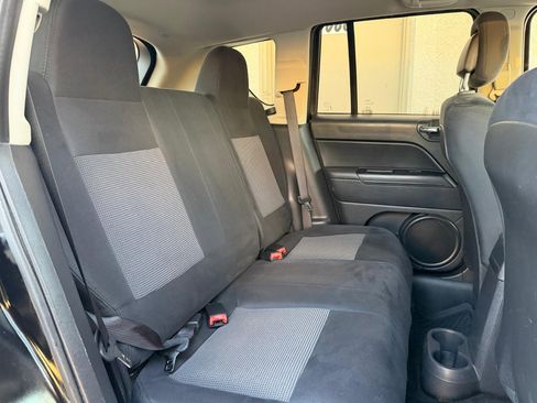 Used 2014 Jeep Compass Sport w/ Power Value Group image 20