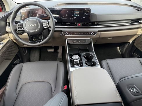 New 2026 Kia Carnival EX image 10