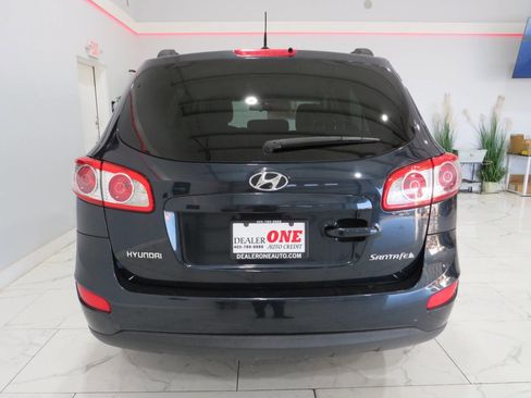 Used 2011 Hyundai Santa Fe GLS image 5