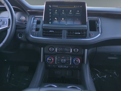 Used 2023 Chevrolet Tahoe LT w/ Luxury Package image 11