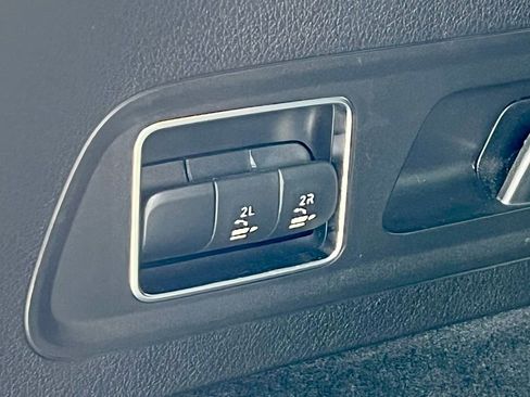 Certified 2023 Mercedes-Benz GLS 450 4MATIC image 53