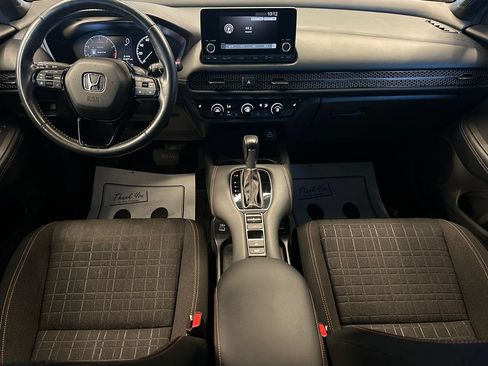 Used 2023 Honda HR-V Sport image 9
