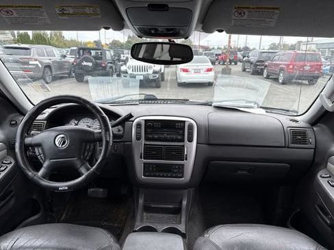 Used 2004 Mercury Mountaineer AWD image 15