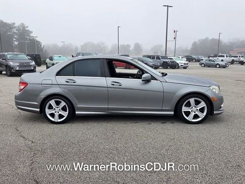 Used 2011 Mercedes-Benz C 300 Sedan image 13