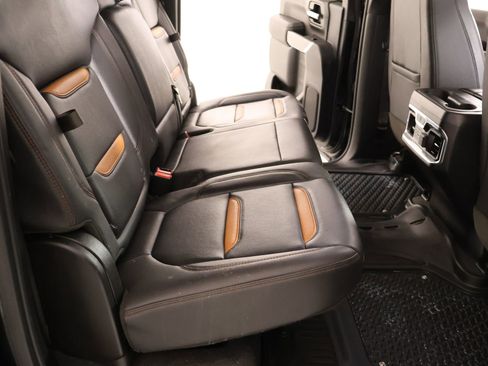 Used 2023 GMC Sierra 3500 AT4 w/ AT4 Premium Plus Package AWD/4WD image 14