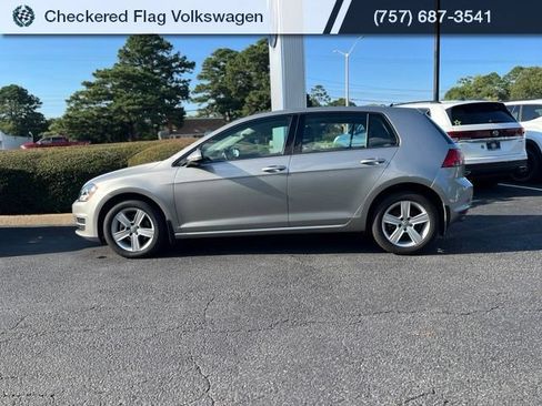 Used 2017 Volkswagen Golf Wolfsburg Edition FWD image 4