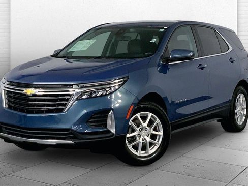 Used 2024 Chevrolet Equinox LT w/ LPO, Floor Liner Package image 12