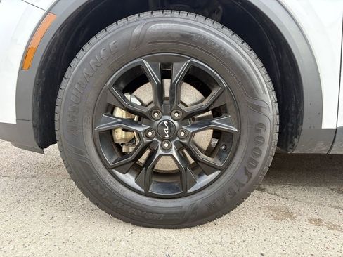 Used 2024 Kia Sportage X-Pro AWD/4WD image 9