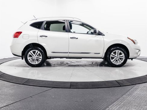 Used 2015 Nissan Rogue S w/ Convenience Package image 11