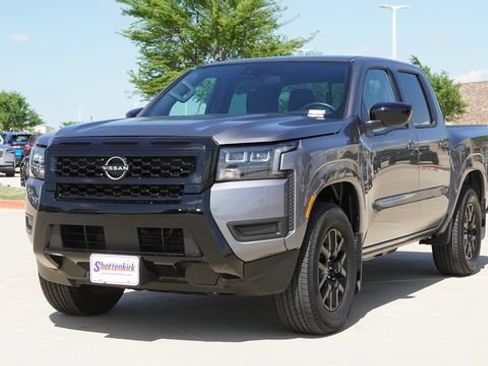 Used 2026 Nissan Frontier SV RWD image 3