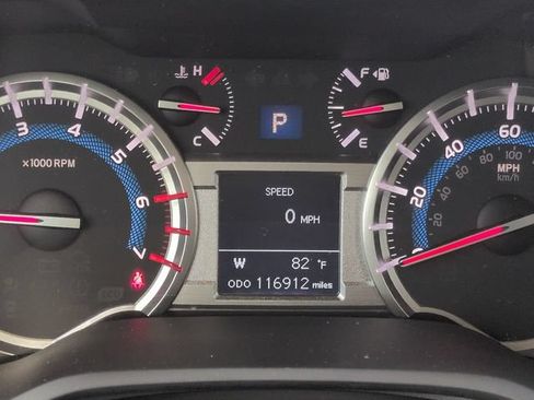 Used 2018 Toyota 4Runner SR5 RWD image 26