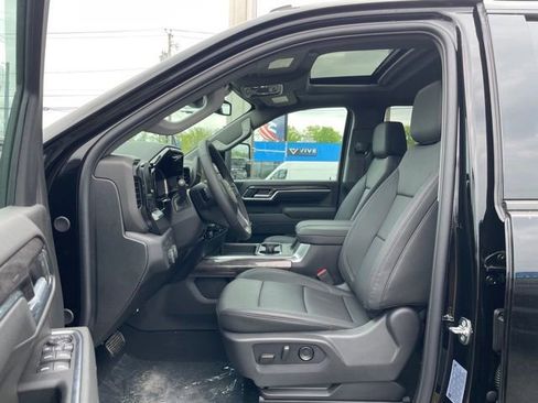 New 2026 Chevrolet Silverado 2500 LTZ w/ LTZ Plus Package AWD/4WD image 10