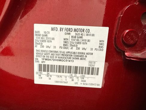 Used 2021 Ford Explorer XLT w/ Equipment Group 202A RWD image 15