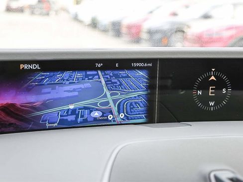 Certified 2024 Lincoln Nautilus Reserve w/ Equipment Group 202A image 29