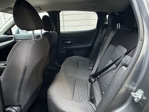 Used 2025 Nissan Kicks SV image 9