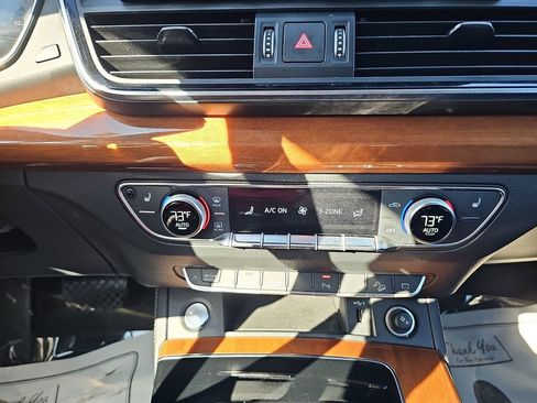 Used 2023 Audi Q5 2.0T Premium Plus image 29