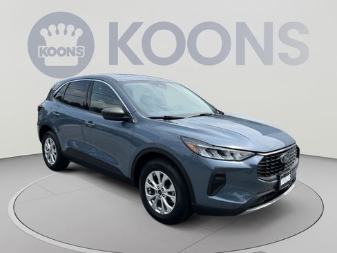 Used 2023 Ford Escape Active AWD/4WD image 10