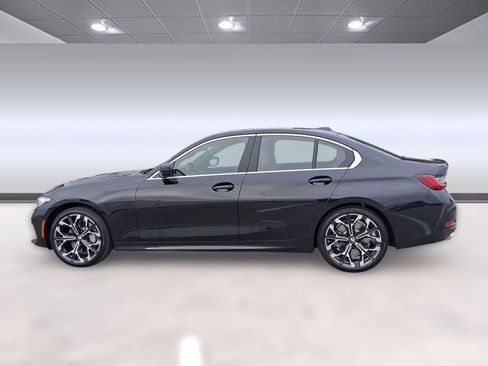 Used 2026 BMW 330i Sedan w/ Convenience Package RWD image 2