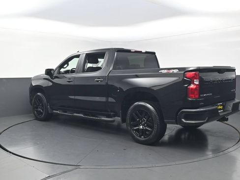 Used 2022 Chevrolet Silverado 1500 Custom AWD/4WD image 6